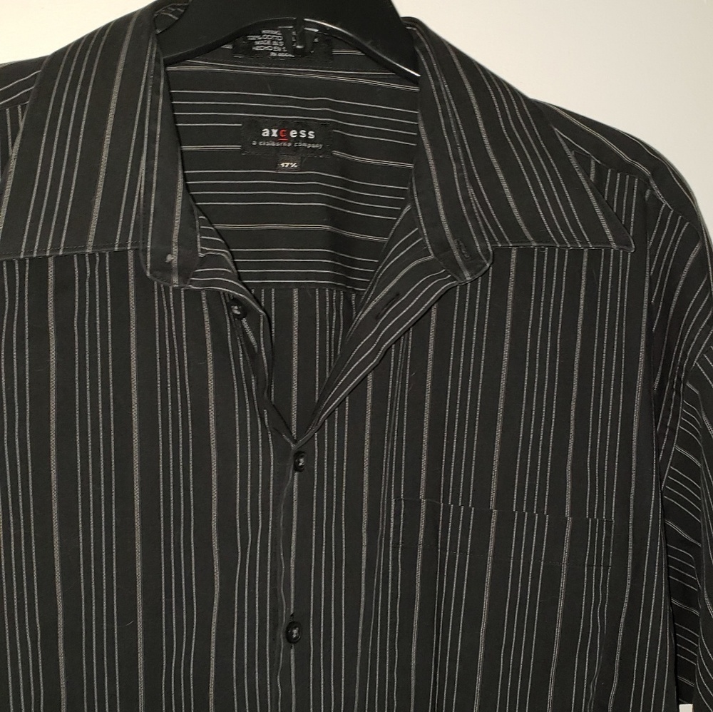 17.5 black and white stripe shirt